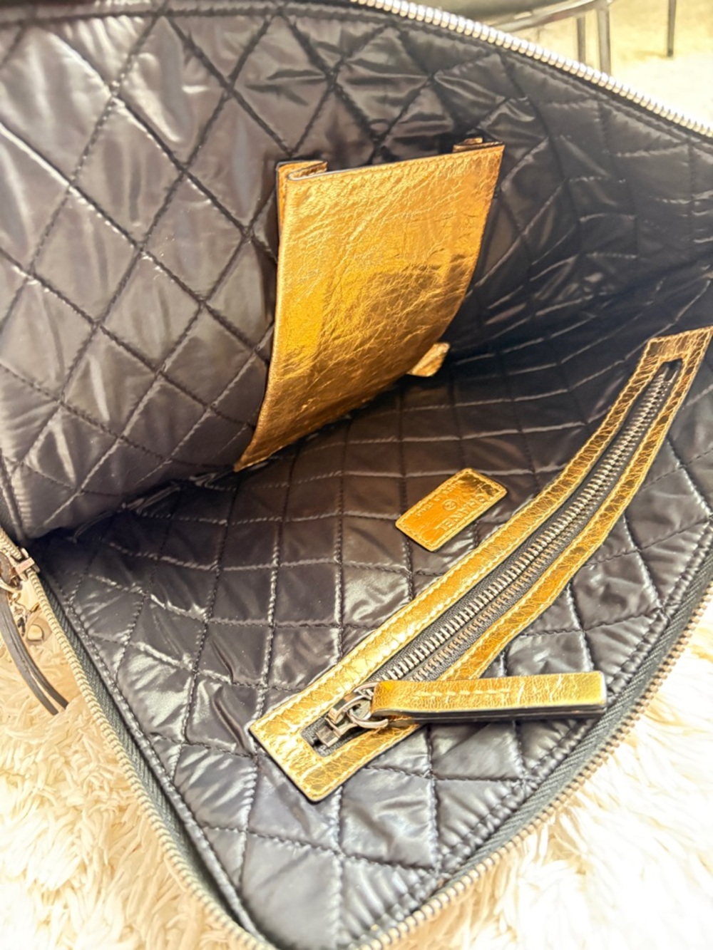CHANEL Quilted Black Leather Interior with Gold Plate Detail - Picture 4 of 5